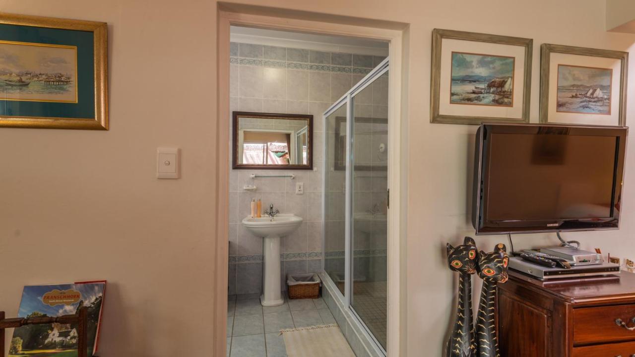 הרמנוס Brown Jug Guest House מראה חיצוני תמונה