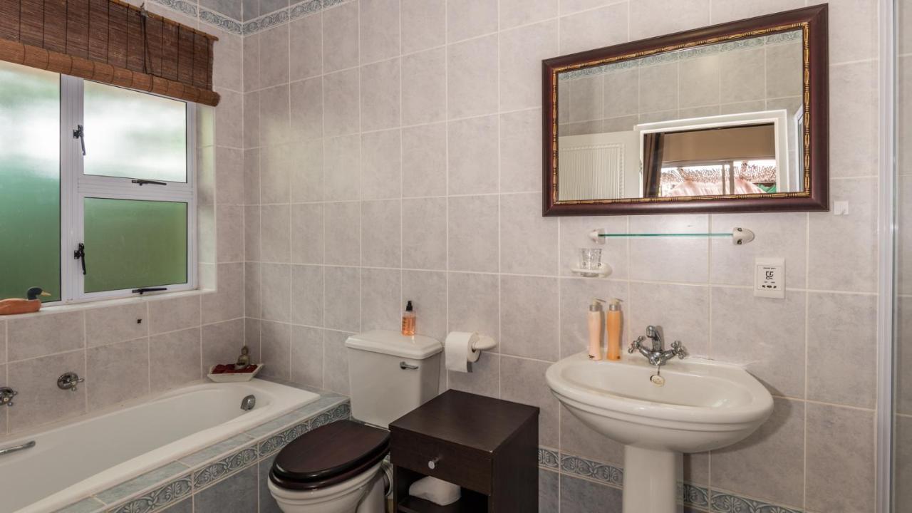 הרמנוס Brown Jug Guest House מראה חיצוני תמונה